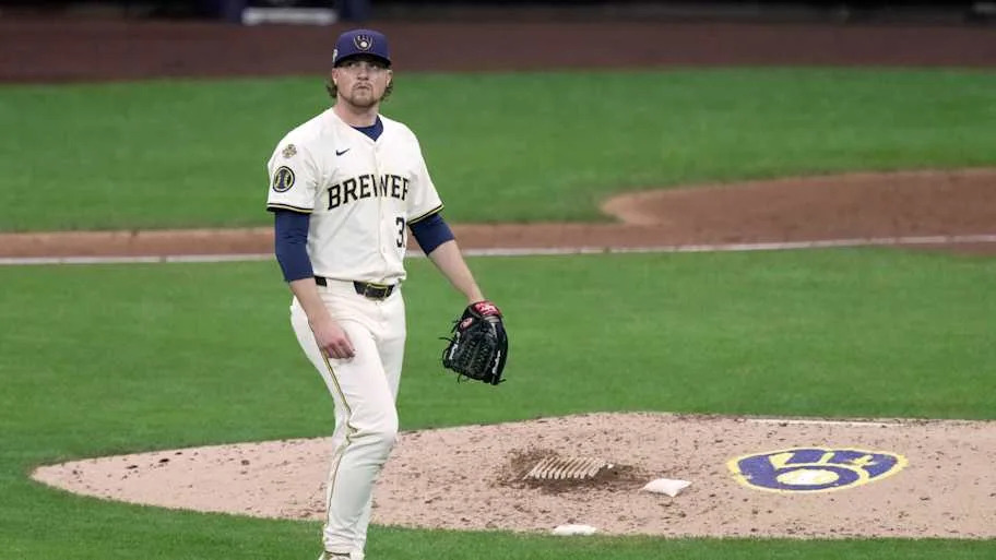 Milwaukee Brewers pitcher Chad Patrick