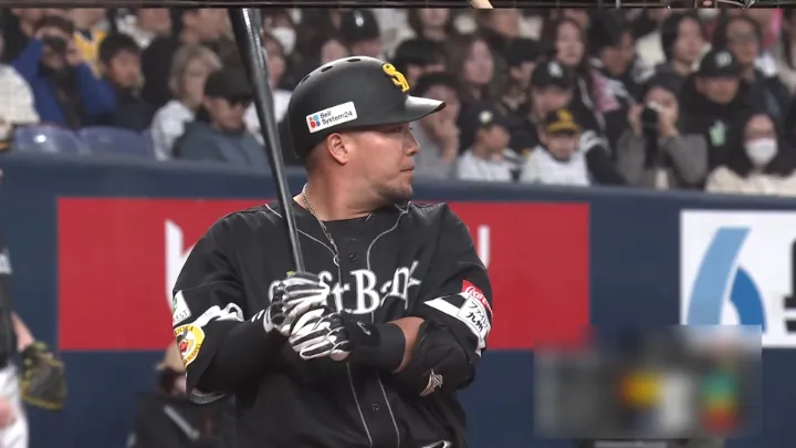 Fukuoka Softbank Hawks player Hotaka Yamakawa © Pacific League TV