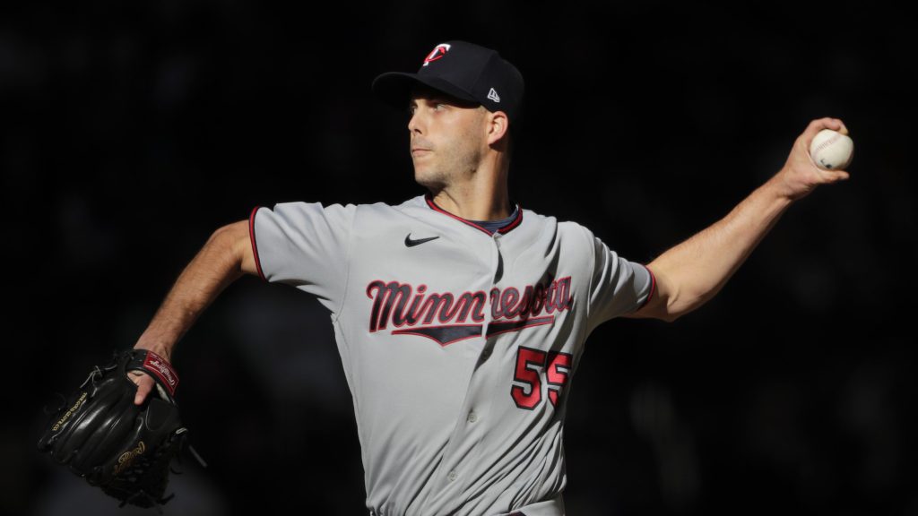 Taylor Rogers returns to Minnesota as new pitcher