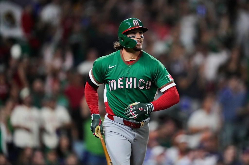 Outfielders make statement in World Baseball Classic