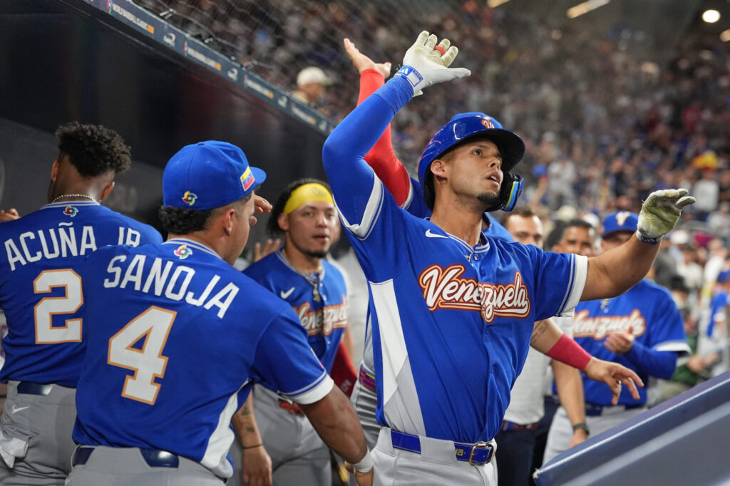 Rockies' Ezequiel Tovar, Antonio Senzatela rejoice in Venezuela's WBC championship: 'I wanted to cry'