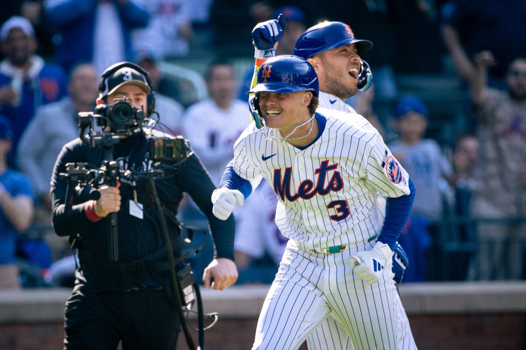 Carson Benge has eventful big league debut for Mets