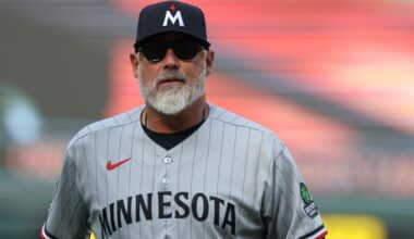 How the Twins celebrated Shelton's first win