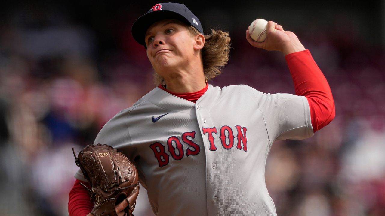 Boston Red Sox pitcher Connelly Early throws during the first inning of a baseball game between the Cincinnati Reds and the Boston Red Sox in Cincinnati, Sunday, March 29, 2026. (AP Photo/Carolyn Kaster)