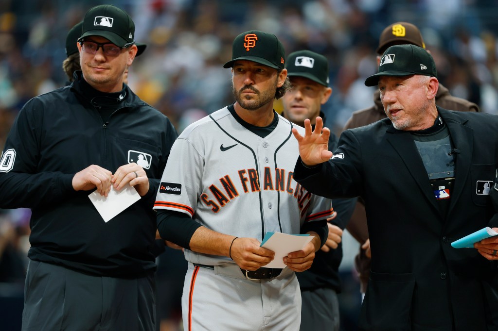 How SF Giants' Vitello celebrated first win as rookie manager