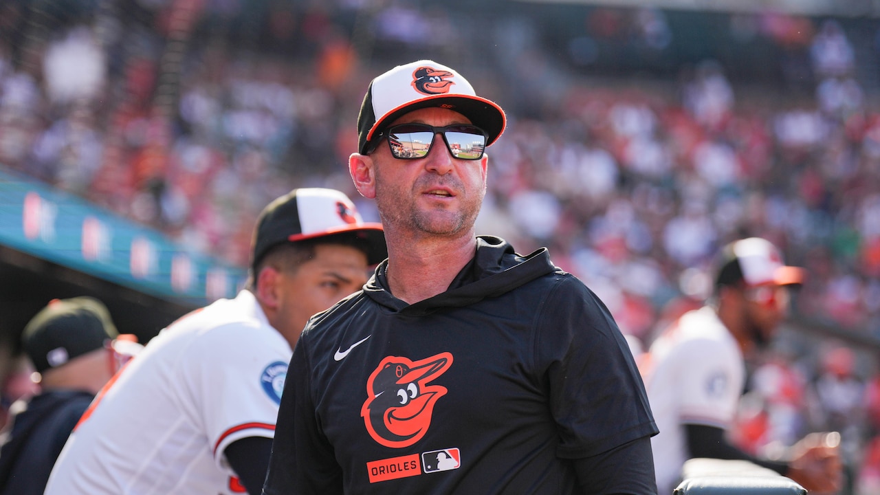 Jon Meoli: With his first Orioles win, manager Craig Albernaz earned his beer shower