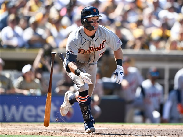 Kevin McGonigle begins career with 4 hits in Tigers' 8-2 win over Padres on opening day