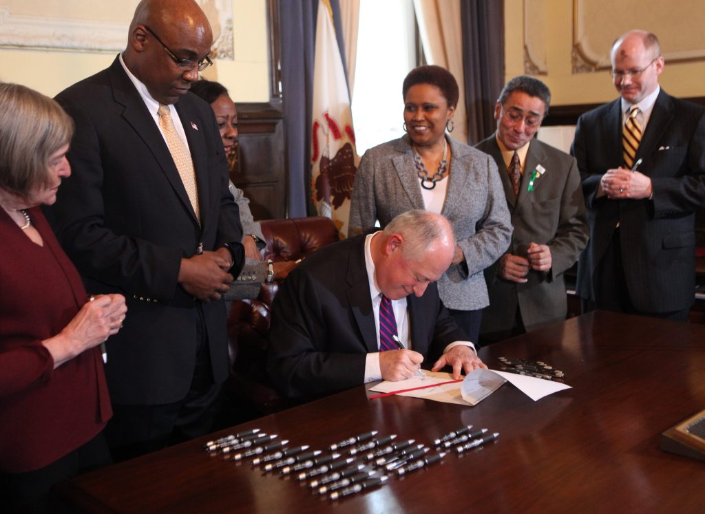 Today in Chicago History: Illinois abolishes death penalty