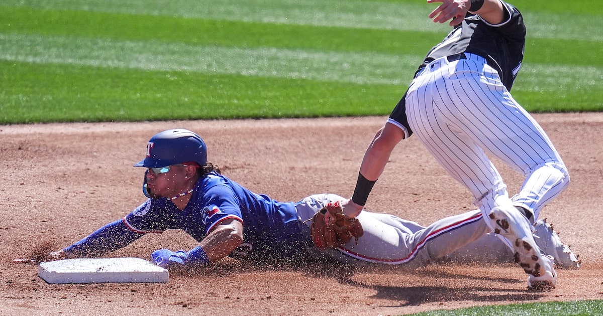 Osuna leaves on a high note; waiver-claim RP brings the heat