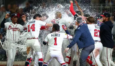 Less than 2 weeks after his mother's death, Dominic Smith delivers a historic Braves walk-off