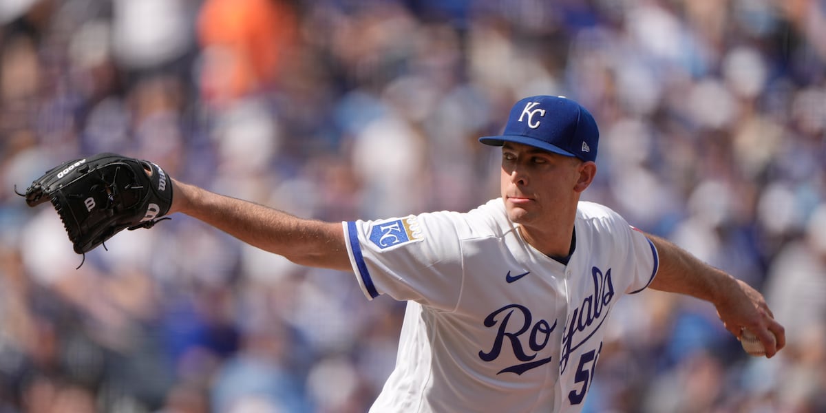 Isbel, Collins homer to push Royals past Twins, 3-1 in home-opener