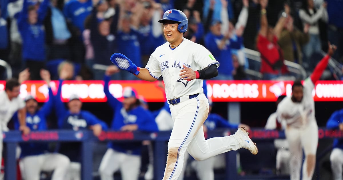 Kazuma Okamoto, Jesus Sanchez hit first Toronto Blue Jays home runs