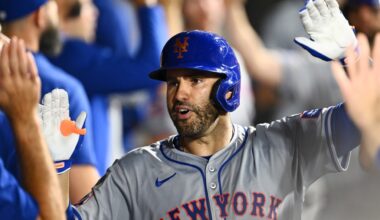 J.D. Martinez returning to Mets in special assistant role
