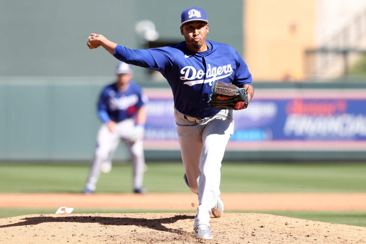 2026 fantasy baseball top-40 reliever rankings and tiers, plus sleepers and stashes