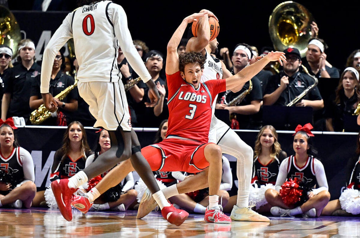 Men’s NCAA Tournament Bracket Watch: Iowa State, Wisconsin move up but New Mexico misses out