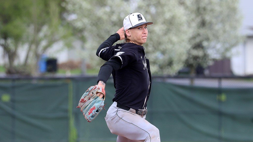 Shen grad Grimes fans 11 in Sage opening win – Troy Record