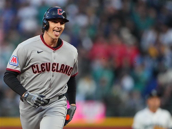 Rookie Chase DeLauter homers twice in 1st regular-season game, Guardians beat Mariners 6-4