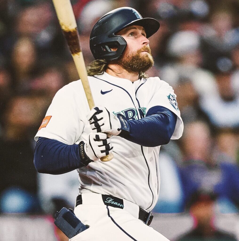 MLB: Mariners Fall on Opening Day to Guardians