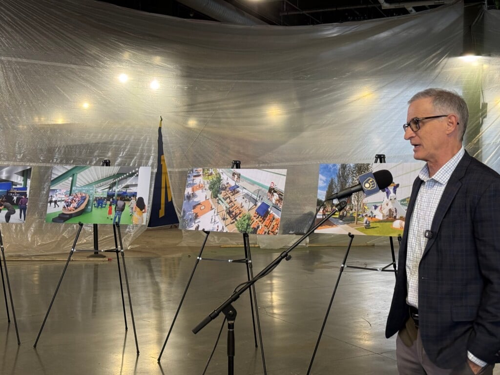 Brewers President of Business Operations Rick Schlesinger