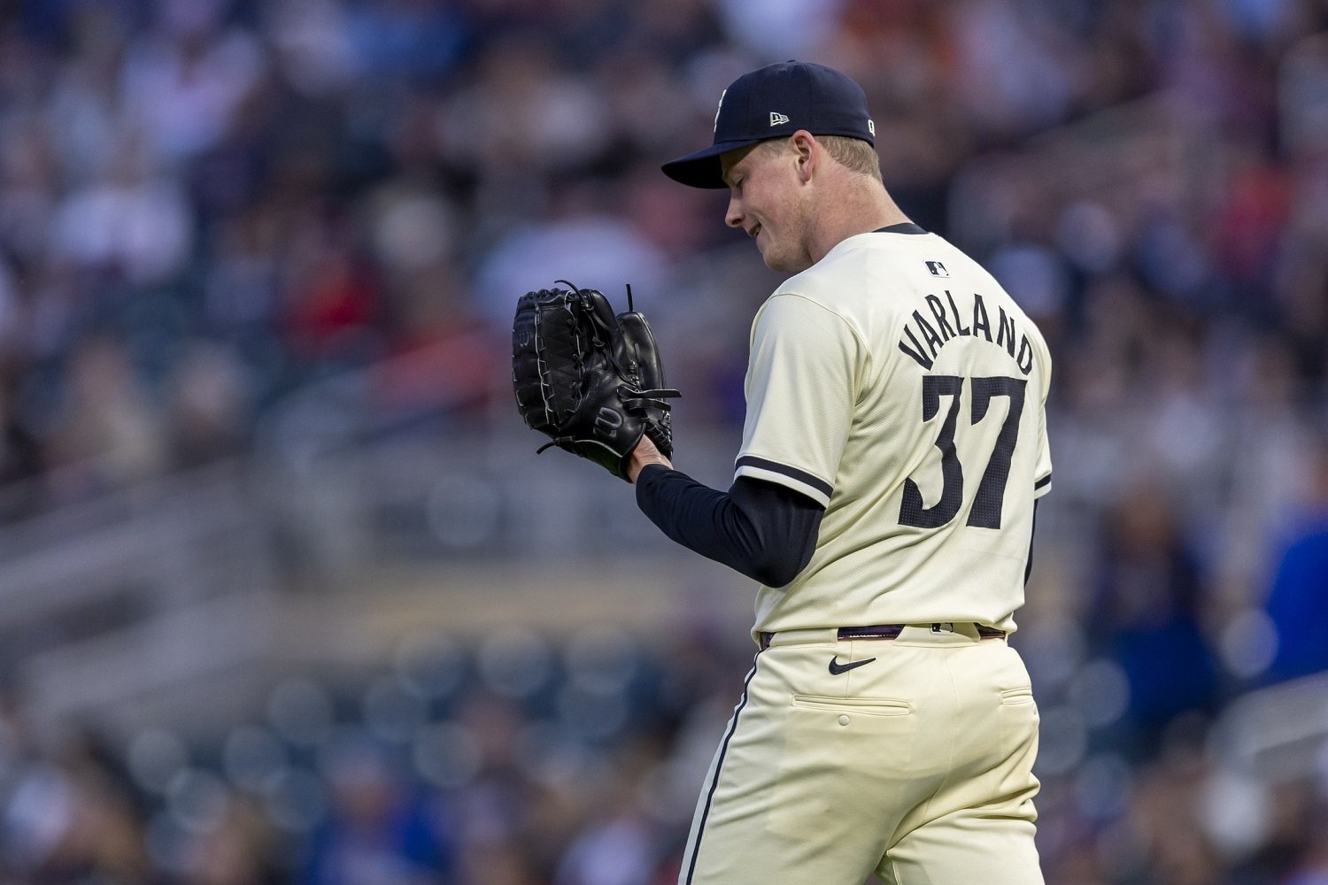 Twins and Blue Jays Discussed Louis Varland Trade Months Before Deadline - Notes