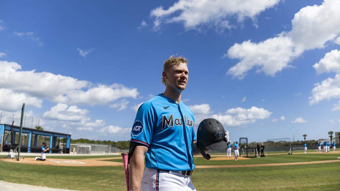 Marlins lose OFs Stowers, Ruiz. The impact on roster, lineup