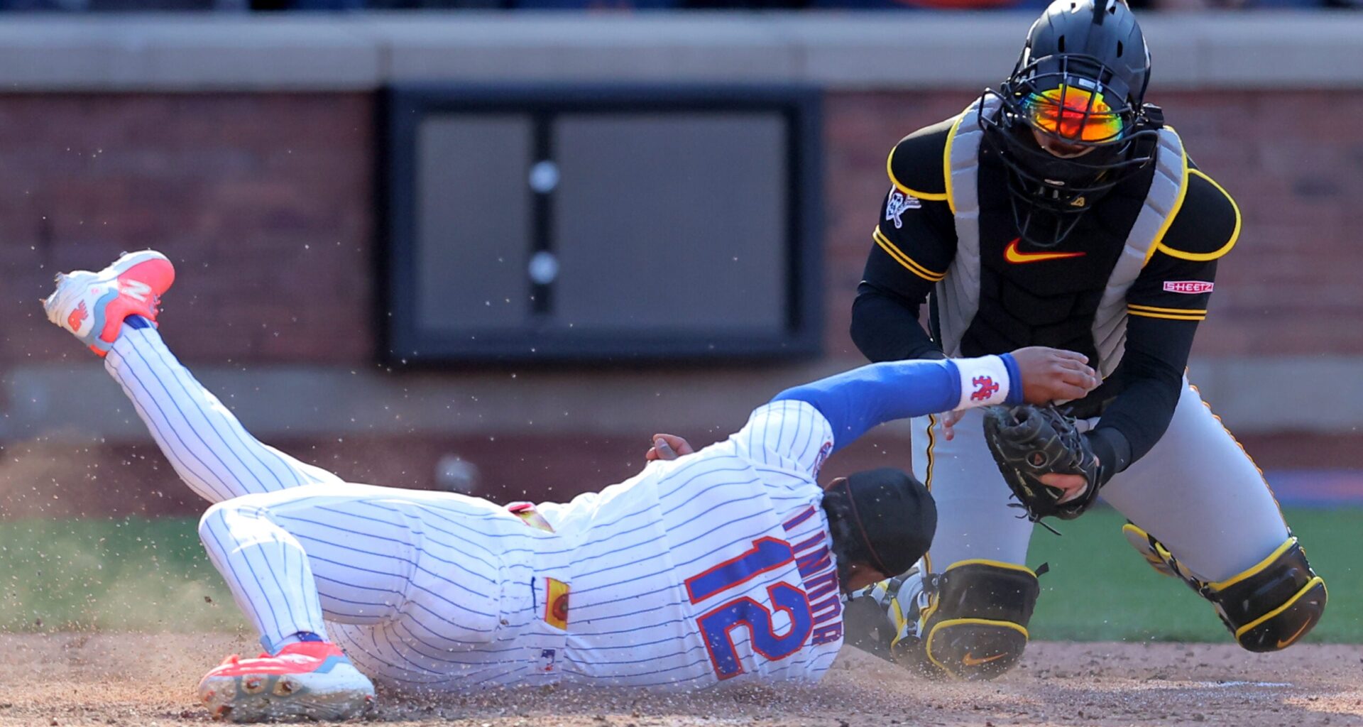 NY Mets strike out 16 times, fall to Pirates 4-3 in 10 innings