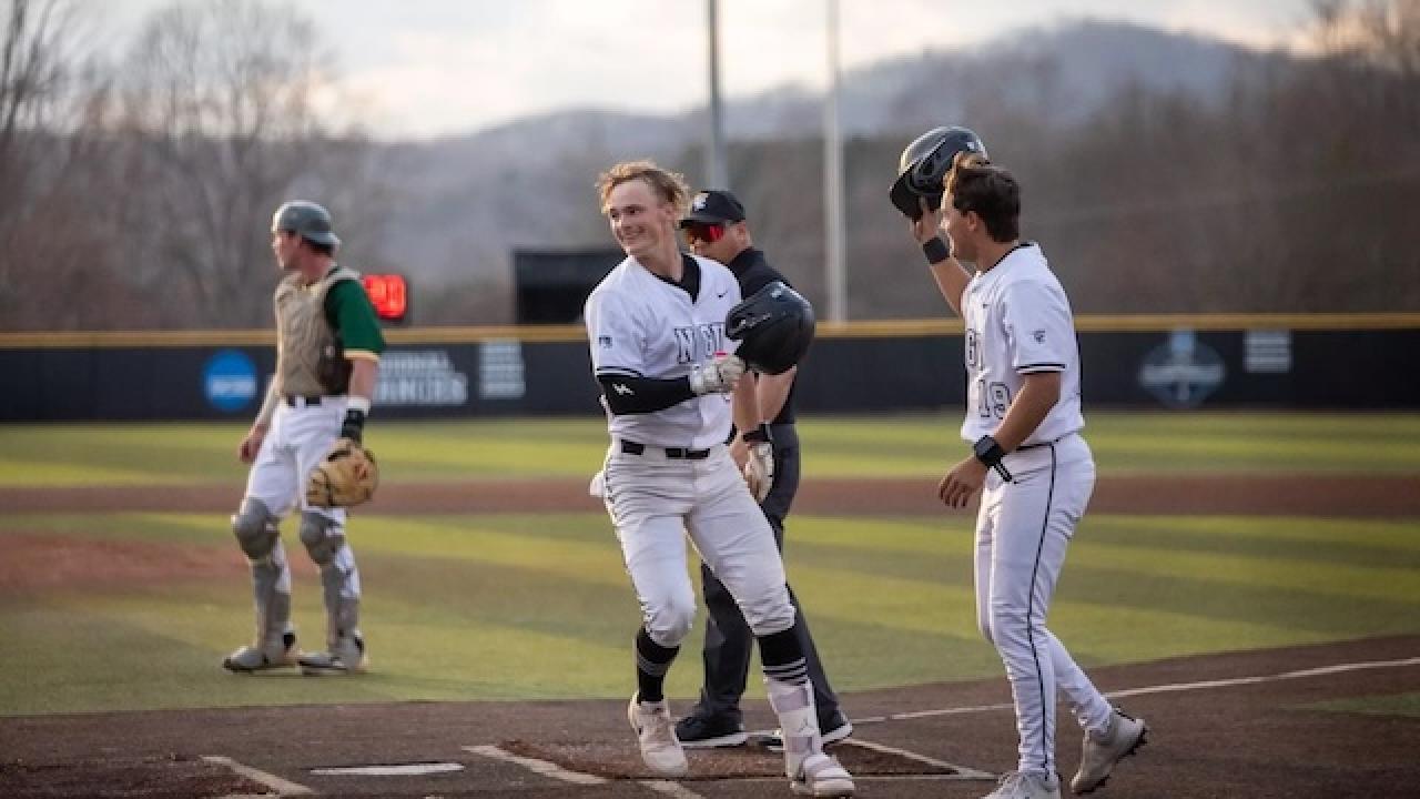 There’s a new No. 1 in the DII baseball Power 10 rankings