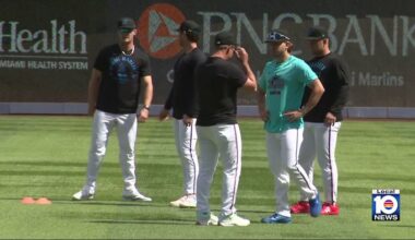 Marlins make roster moves ahead of 2nd game vs. Rockies