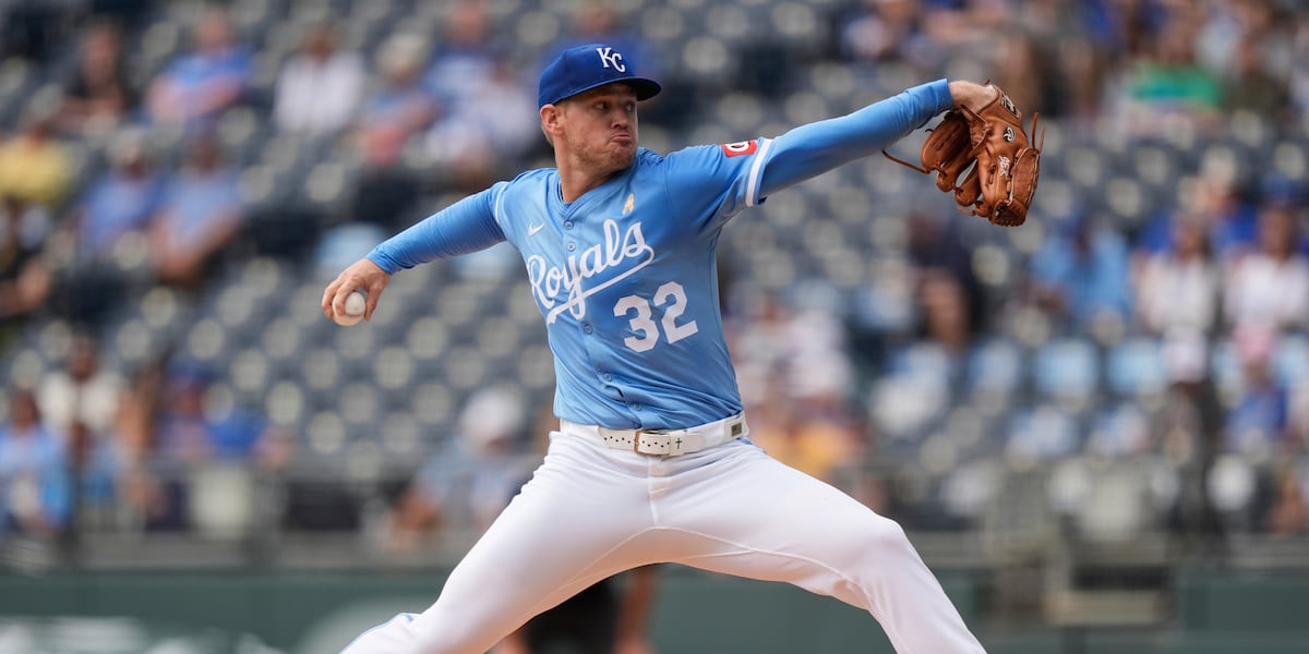 Royals rotation candidate Stephen Kolek sidelined by left oblique strain