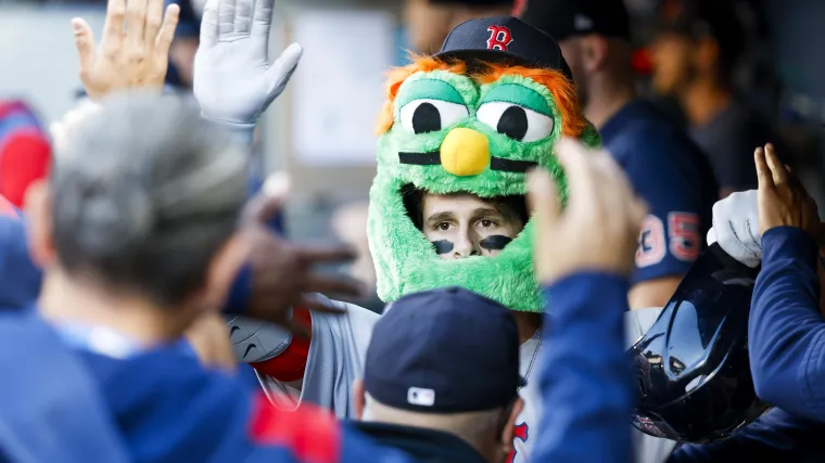 Red Sox's Garrett Whitlock Praises Roman Anthony's Leadership Style image