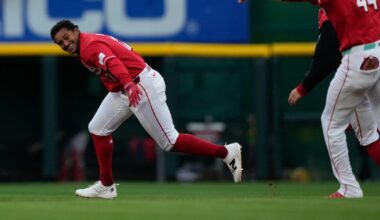 Dane Myers walk-off single lifts Reds to 6-5 win over Red Sox in 11 innings