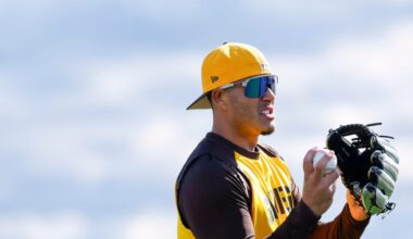 Padres plan to preserve Manny Machado as best they can