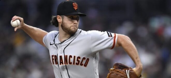 Giants keep Padres’ bats at bay for first win in divisional matchup
