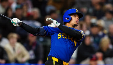 Seattle Mariners Leo Rivas...