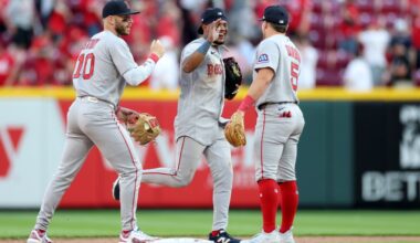 New Red Sox infielder soaks in debut, explains taking franchise legend's number