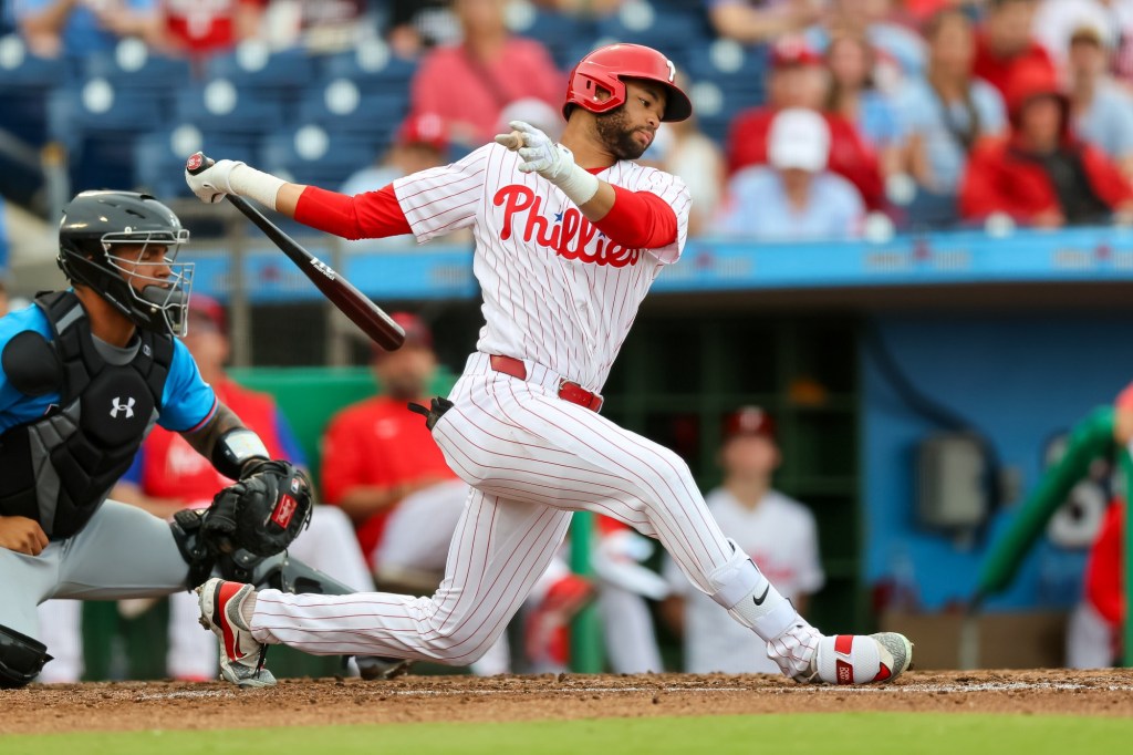 Justin Crawford trying to stay in the moment of Phillies debut