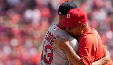 Alex Cora Terry Francona Reds-Red Sox
