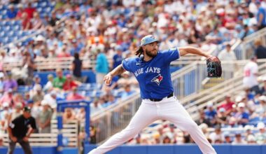 Cody Ponce exits first start with Toronto Blue Jays on cart after fall