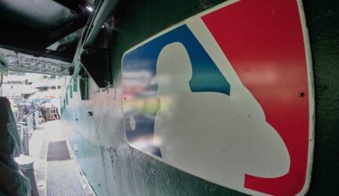 10 MLB teams still without local TV deals before Opening Day