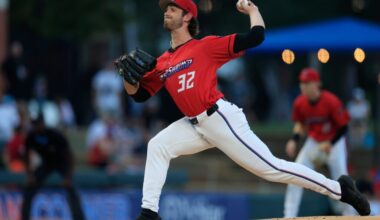 Thomas White Suffers Oblique Strain