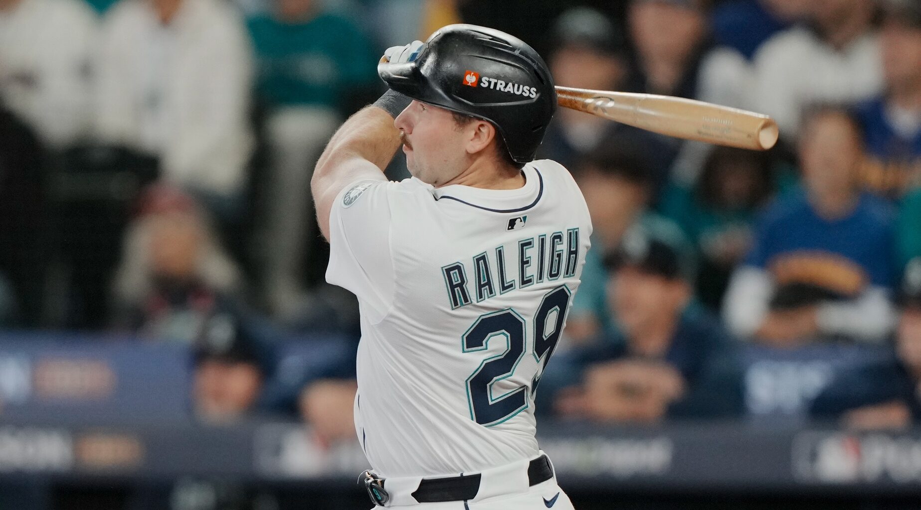 MLB home run leaders in 2025