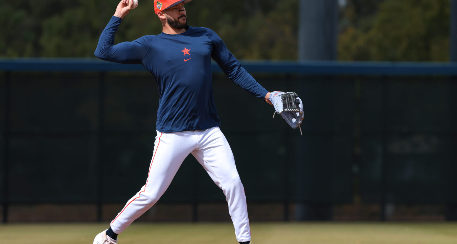 Astros star injured at WBC, will a familiar face take over for him? 