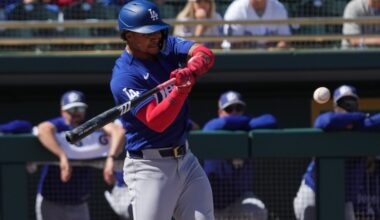 Versatile Utility Player Espinal Makes Dodgers Roster
