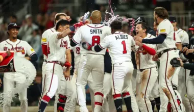 Former Red Sox First Baseman Hits Walk Off Grand Slam In Braves Debut image