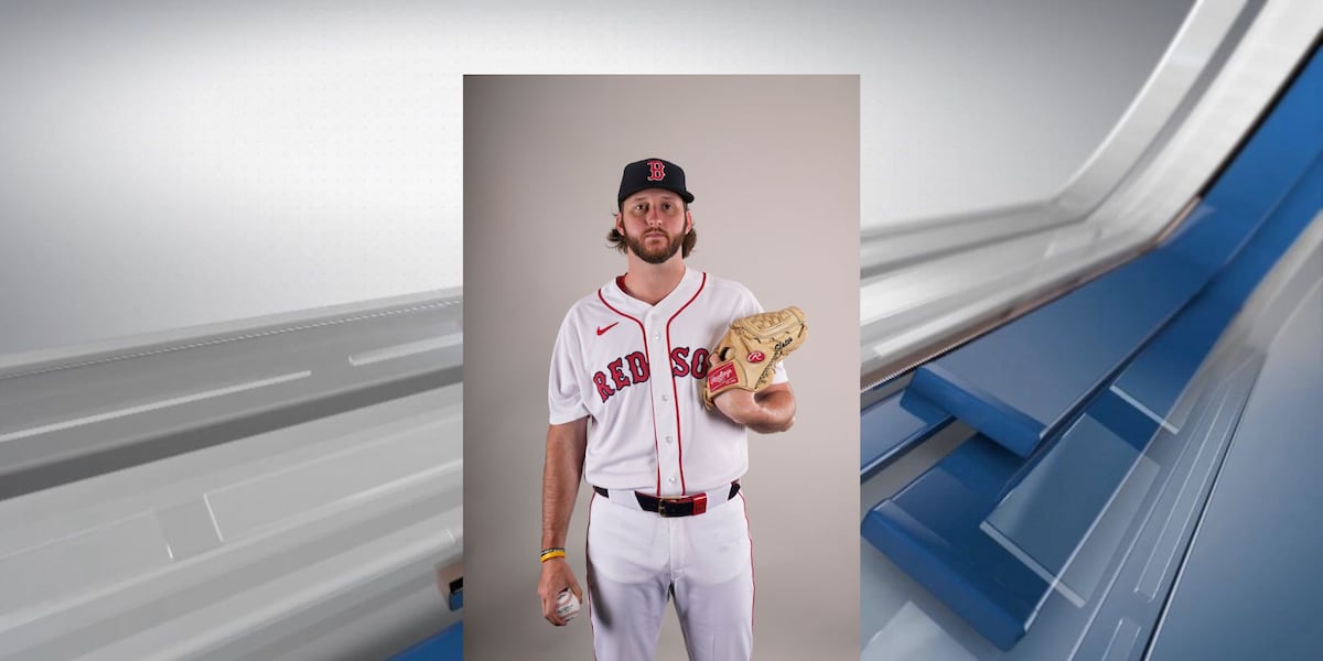 Hallsville’s Justin Slaten has scoreless outing in Red Sox loss