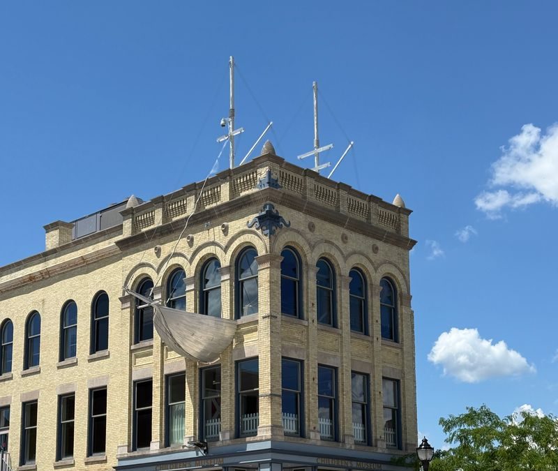 Above & Beyond Hosts Free Play Lab on Wednesday Courtesy of the Milwaukee Brewers, Wisconsin Museums