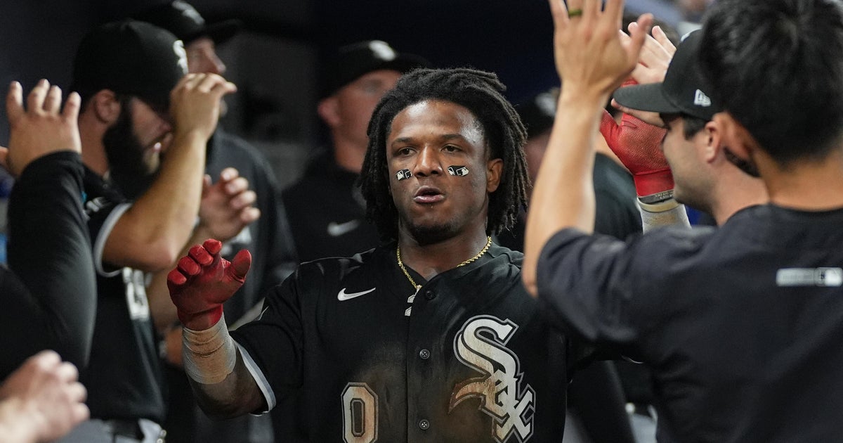 Miguel Vargas hits grand slam, White Sox beat Marlins 9-4 for first win of the season