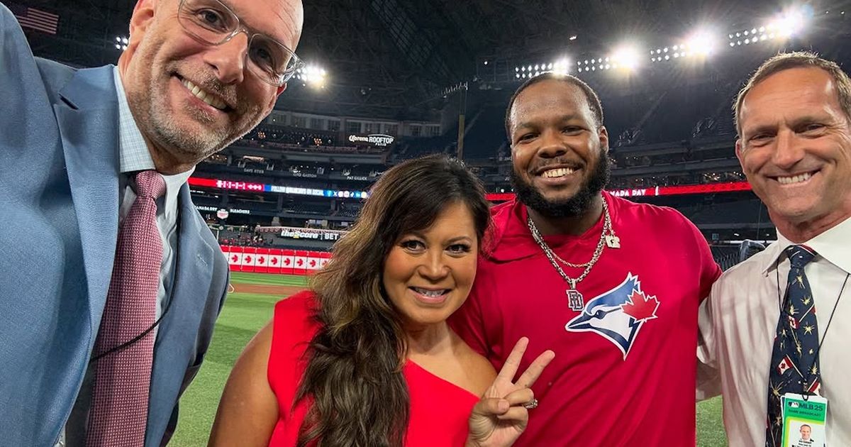 Buck Martinez's replacement has been chosen for Toronto Blue Jays broadcasts