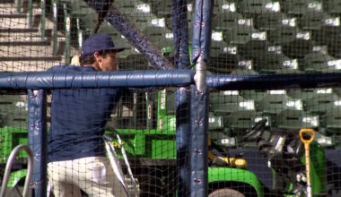 Brewers back in Milwaukee, ready to build off record-setting season