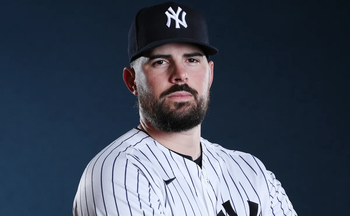 NY Yankees' Aaron Boone provides cautious Carlos Rodon update ahead of 2026 season